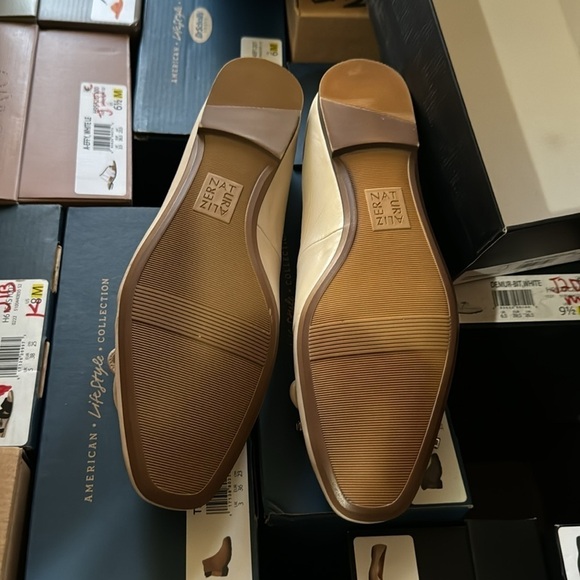 NATURALIZER   Poetic Womens Bow Square Toe Ballet Flats In Porcelain - Picture 3 of 7